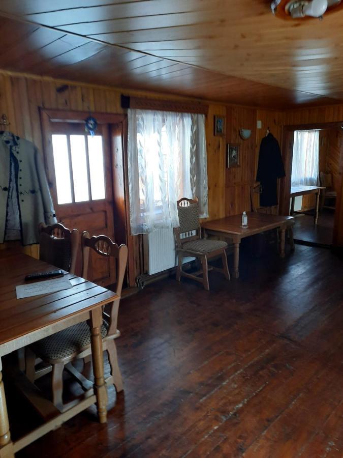 Casa Cozorici Hotell Sadova  Eksteriør bilde