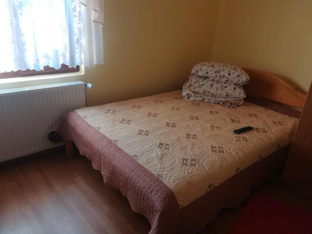 Casa Cozorici Hotell Sadova  Eksteriør bilde