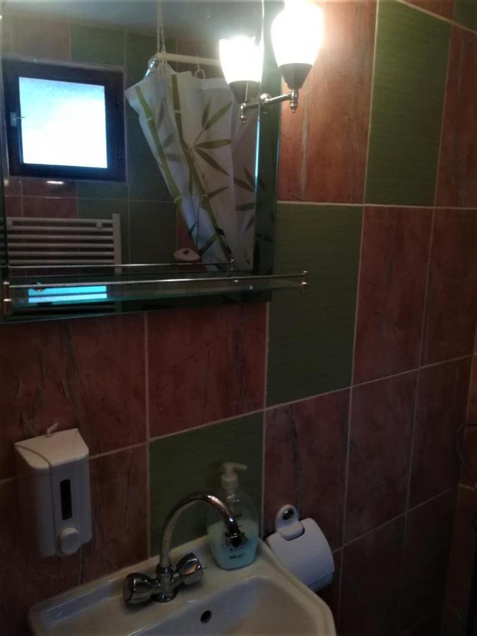 Casa Cozorici Hotell Sadova  Eksteriør bilde
